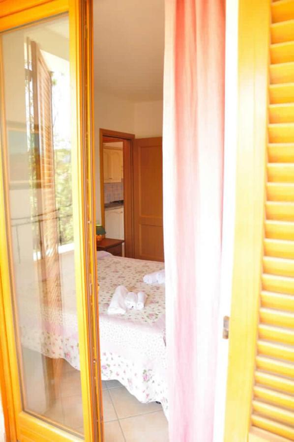 Residence Villa Clara San Vincenzo Eksteriør bilde
